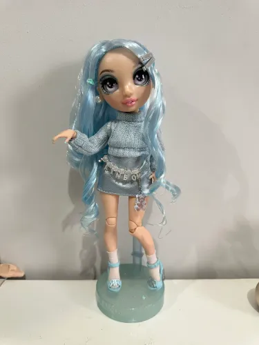 Boneca rainbow high Gabriella