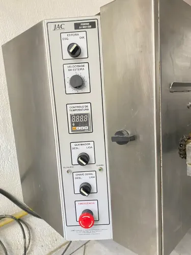 Forno elétrico com esteira pra pizza; esfiha etc