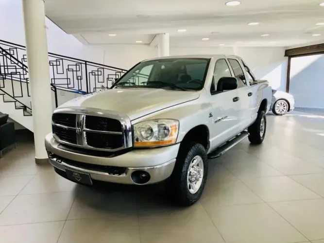 RAM 2500 LARAMIE 2006