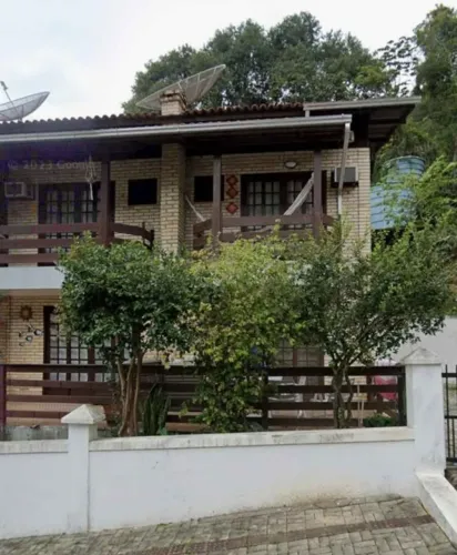Sobrado em Bombinhas 2 Dormitorios