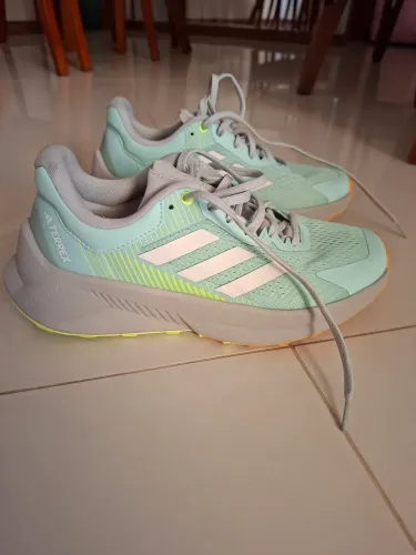 Tênis Adidas Terrex Original .