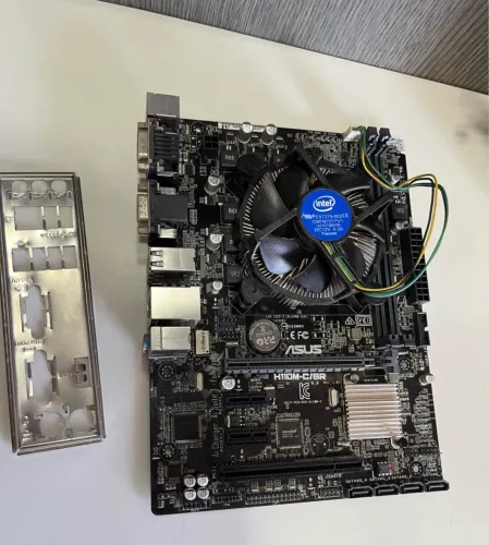Kit Placa-mãe ASUS H110M-C + Intel Core i5 6500