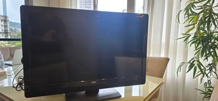 TV AOC 32 com Chrome Cast - Samart TV