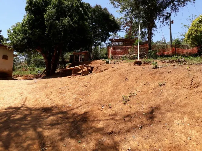 Fazenda com 4 dormitórios à venda, 350000 m² por R$ 1.800.000,00 - Matadouro - Lamim/MG