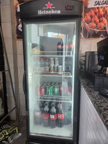Geladeira Expositora Heineken