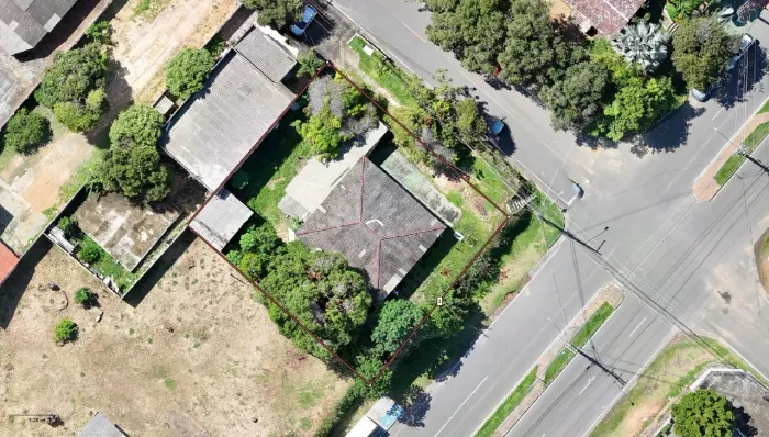 Terreno urbano de esquina com 700m² no Centro de Boa Vista