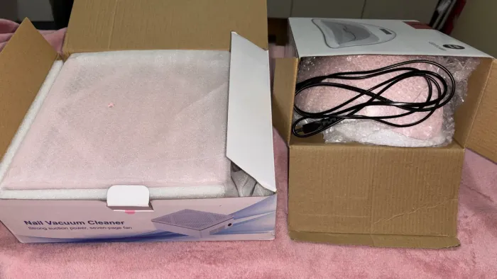 cabine Sun 5 LED/UV branca de 48W e aspirador de pó para unhas