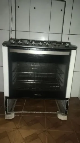 Fogão Electrolux 5 Bocas com Forno - Usado