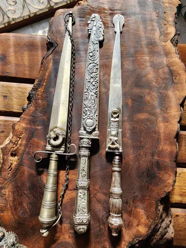 Punhais antigos prata