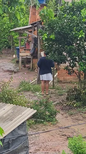 Vende se uma chácara 5 hectares