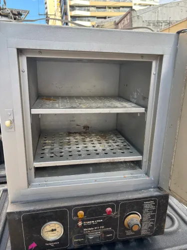 Estufa para laboratório 