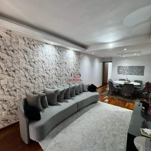 Casa Geminada Linear com 3 Quartos, Hidromassagem e Aquecimento Solar no bairro Castelo