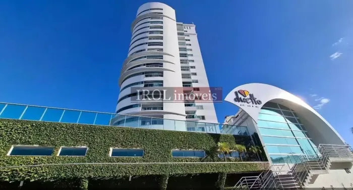 Apartamento à venda no bairro Ressacada - Itajaí/SC