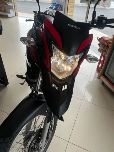 Vendo XRE 190. 2023