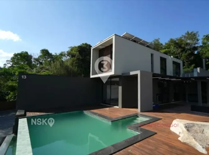 Casa Alto Padrão em Condomínio Fechado em Atibaia | Vista Pedra Grande | 4 Suítes | Piscin