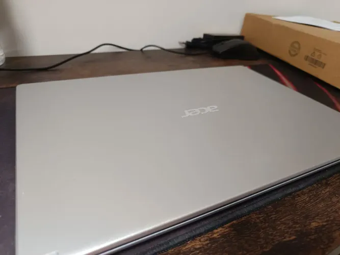 Notebook Acer Aspire 5 i5-10210