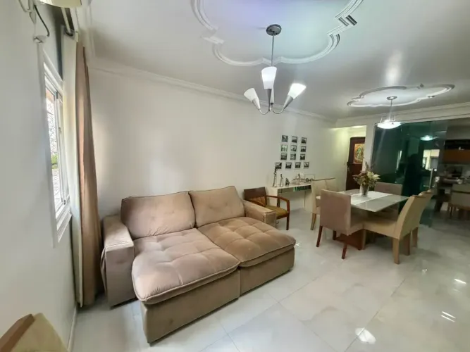 ALUGO NO COND. BIARRITZ | 3/4, SENDO 01 SUÍTE, 100M², MOBILIADO, 2 VAGAS DE GARAGEM