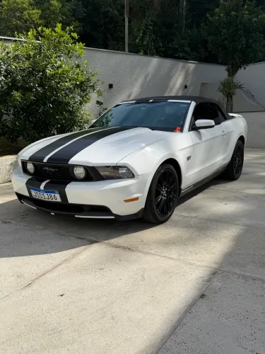 Ford Mustang GT V8 Conversível 2010