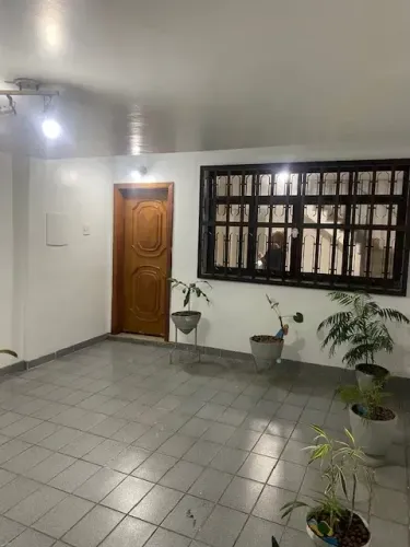 Amplo sobrado, excelente estado para comércio - Pari - São Paulo - SP