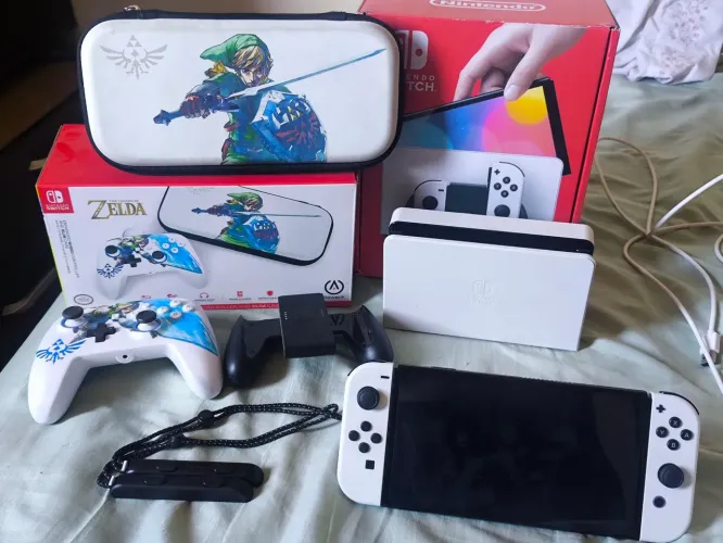 Nintendo Switch oled + acessórios