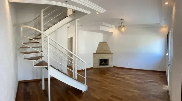Sobrado para aluguel com 4 quartos e 80 mt2 em Granja Viana - Cotia - SP