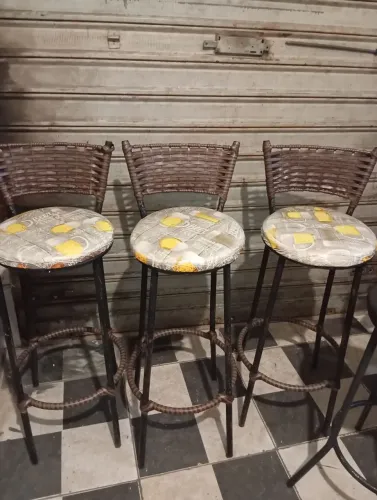 Vendo excelente banquetas 