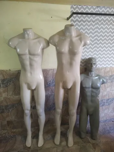 Manequins