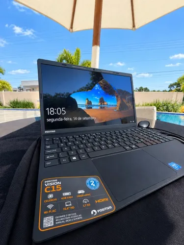 ? Notebook Positivo Vision C15 + brindes ?