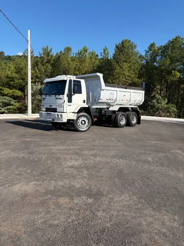 Ford Cargo 2932e 6x4 Caçamba