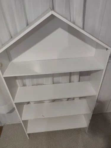 Estante de brinquedos