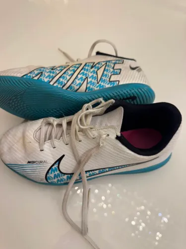 Chuteira Nike Futsal tam 35
