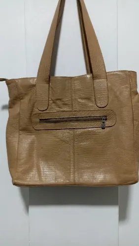 Bolsa grande de couro textura croco de ombro marca Thomaz Rabelo