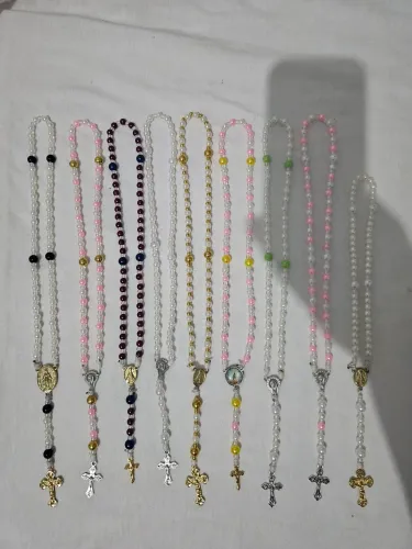 ? Terços artesanais feitos à mão, com muito carinho! ?