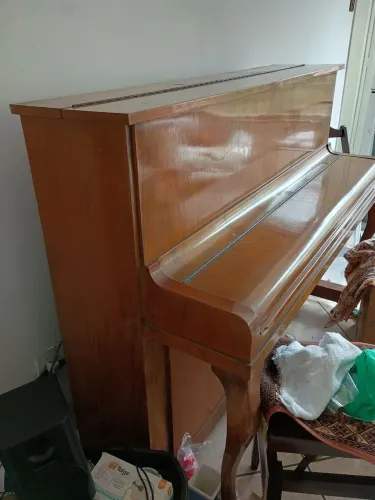 Piano Behar 