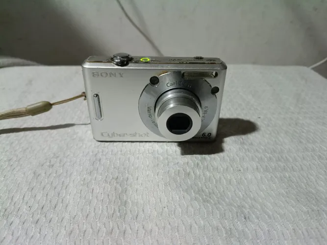 Camera digital Sony cyber-shot 