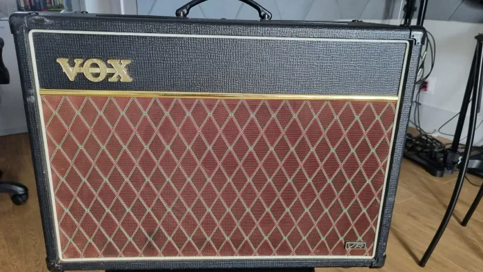 Amplificador VOX AC15 VR