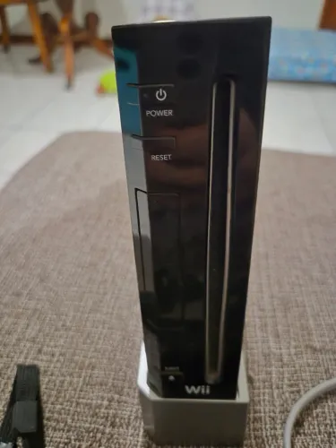Vídeo game Nintendo Wii - tem que ajustar 
