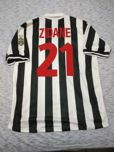 Camisa Juventus 98 Zidane 