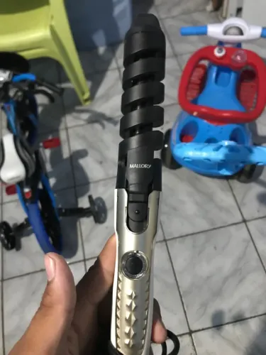 Modelador de cabelo 127-220v -60hzz Potência 25w Fabricado na China