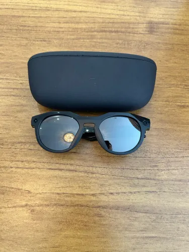 Oakley meta HSTN Seminovo