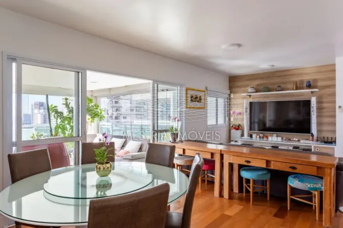 Vila Mariana | Apartamento Impecável com 181 m², 3 suítes e próximo à Avenida Paulista!