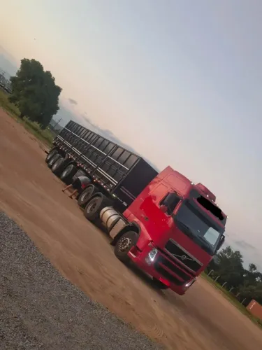 Volvo FH 460 6x2 Globetrotter 2014