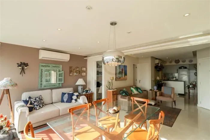 Apartamento à Venda | 94m² em Santana com 2 Dormitórios, 2 Vagas e Lazer Completo