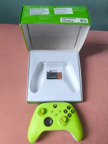 Controle Xbox Eletric Volt