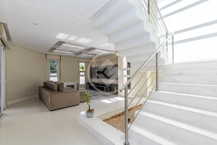 Casa em condomínio semimobiliada no Uberaba codigo: 366950
