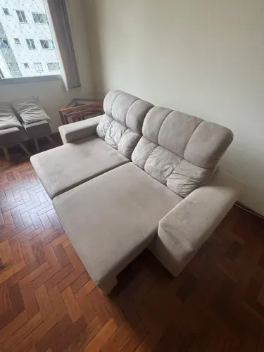 Sofá retrátil e reclinável