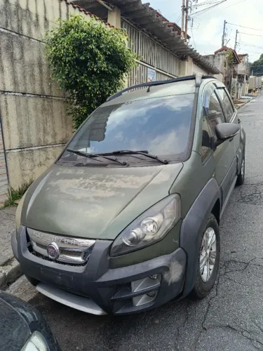 Fiat Idea Adv./ Adv.lock.dualogic 1.8 Flex 5P 2012