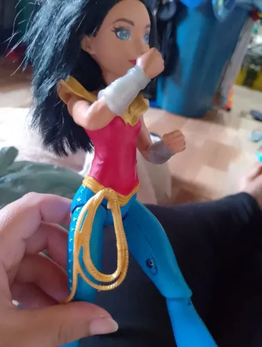 Mulher maravilha Mattel e DC super hero girls