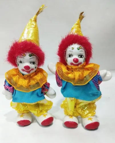 Boneca de porcelana