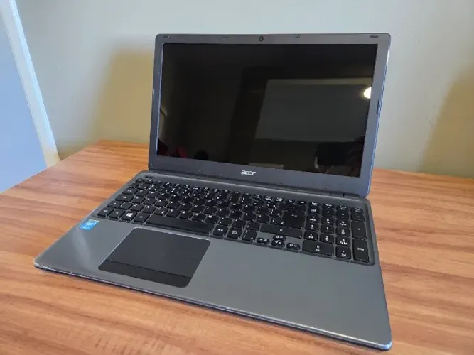 Notebook Acer i3